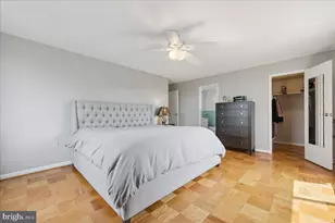 10201 Grosvenor Pl, Rockville, MD 20852 - Photo 25