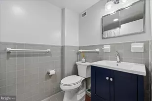 10201 Grosvenor Pl, Rockville, MD 20852 - Photo 31