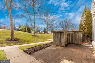 18917 Highstream Dr, Germantown, MD 20874 - Photo 3