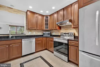 18917 Highstream Drive #747, Germantown, MD 20874 - Photo 9