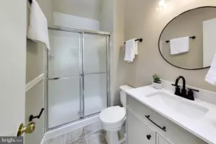 835 Flagler Dr, Gaithersburg, MD 20878 - Photo 23