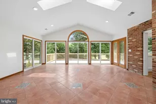 13715 Lewisdale Rd, Clarksburg, MD 20871 - Photo 11