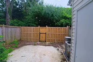 682 Azalea Dr, Rockville, MD 20850 - Photo 25