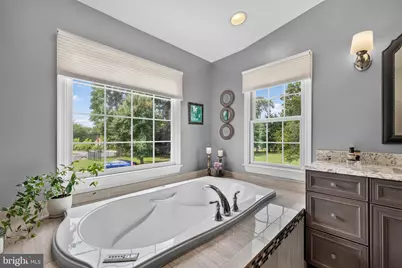 13909 Darnestown Road, Gaithersburg, MD 20878 - Photo 23