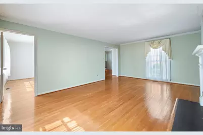 10253 Gainsborough, Potomac, MD 20854 - Photo 11