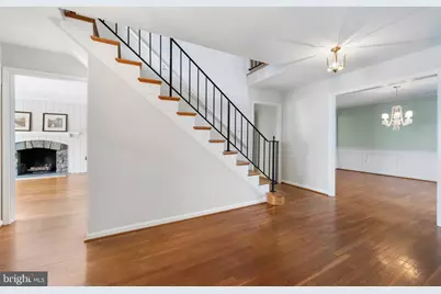 10253 Gainsborough, Potomac, MD 20854 - Photo 5