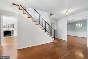 10253 Gainsborough, Potomac, MD 20854 - Photo 5