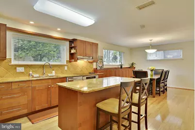 717 Hillsboro Drive, Silver Spring, MD 20902 - Photo 3