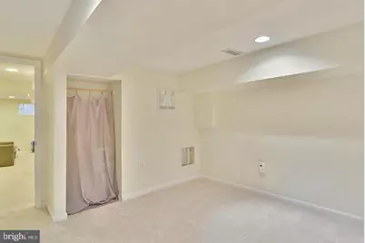 717 Hillsboro Drive, Silver Spring, MD 20902 - Photo 9