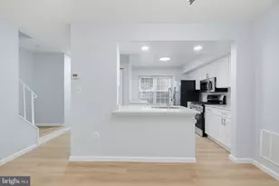 1022 Copperstone Ct, Rockville, MD 20852 - Photo 7