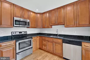 9217 Three Oaks Dr, Silver Spring, MD 20901 - Photo 17