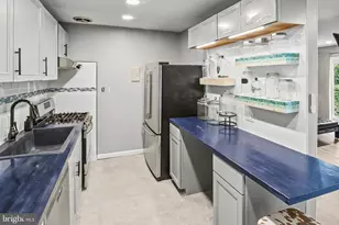 11911 Parklawn Dr, Rockville, MD 20852 - Photo 15