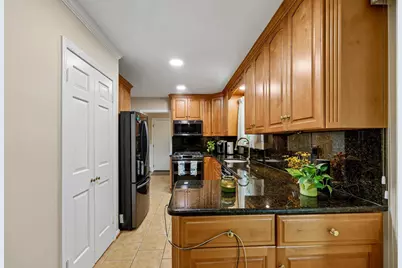 17016 George Washington Drive, Rockville, MD 20853 - Photo 27