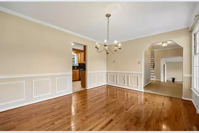 17016 George Washington Drive, Rockville, MD 20853 - Photo 19
