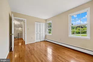17016 George Washington Dr, Rockville, MD 20853 - Photo 57
