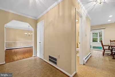 17016 George Washington Drive, Rockville, MD 20853 - Photo 11
