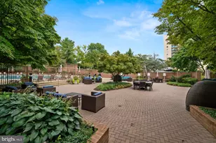 10101 Grosvenor Pl, Rockville, MD 20852 - Photo 29
