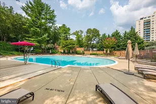 10101 Grosvenor Pl, Rockville, MD 20852 - Photo 47