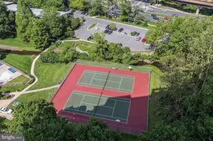 10101 Grosvenor Pl, Rockville, MD 20852 - Photo 27
