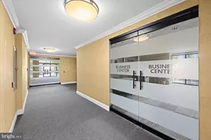 10101 Grosvenor Pl, Rockville, MD 20852 - Photo 41