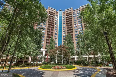 10101 Grosvenor Place #1818, Rockville, MD 20852 - Photo 1