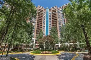 10101 Grosvenor Pl, Rockville, MD 20852 - Photo 1