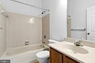 17901 Cottonwood Terrace, Gaithersburg, MD 20877 - Photo 27