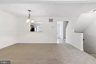 17901 Cottonwood Terrace, Gaithersburg, MD 20877 - Photo 11