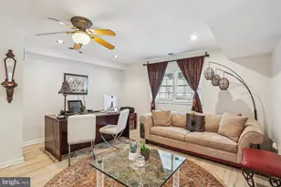 9201 Laurel Oak Dr, Bethesda, MD 20817 - Photo 11
