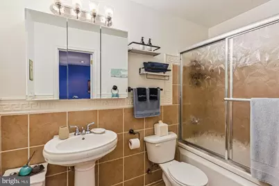 9201 Laurel Oak Drive, Bethesda, MD 20817 - Photo 27