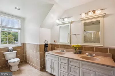 9201 Laurel Oak Drive, Bethesda, MD 20817 - Photo 39