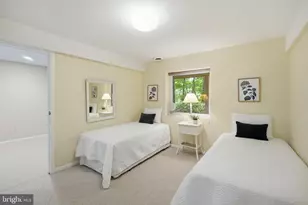 11213 Angus Pl, Potomac, MD 20854 - Photo 21
