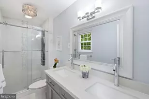 13513 Teakwood Ln, Germantown, MD 20874 - Photo 11