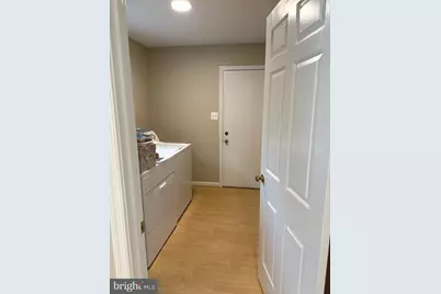 12424 Keeneland Place, North Potomac, MD 20878 - Photo 9