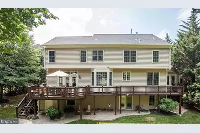 8931 Falls Farm Drive, Potomac, MD 20854 - Photo 5