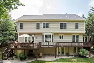 8931 Falls Farm Dr, Potomac, MD 20854 - Photo 5