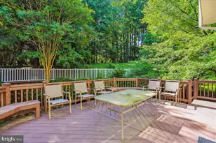 8931 Falls Farm Dr, Potomac, MD 20854 - Photo 21