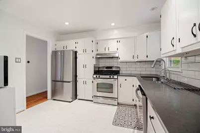 10913 Drumm Avenue, Kensington, MD 20895 - Photo 9
