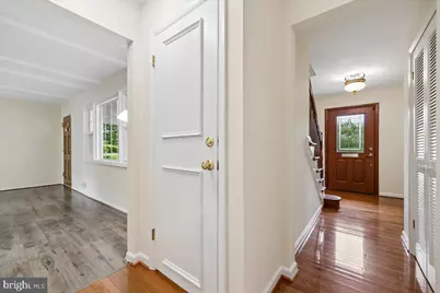 11315 Gainsborough Road, Potomac, MD 20854 - Photo 21