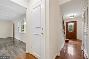 11315 Gainsborough Rd, Potomac, MD 20854 - Photo 21