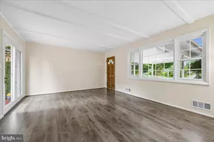 11315 Gainsborough Rd, Potomac, MD 20854 - Photo 23