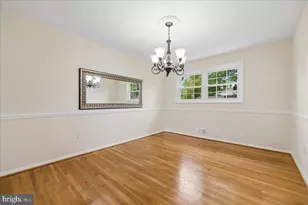 11315 Gainsborough Rd, Potomac, MD 20854 - Photo 9