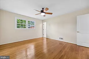 11315 Gainsborough Rd, Potomac, MD 20854 - Photo 27