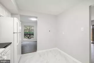 114 Monroe St, Rockville, MD 20850 - Photo 9
