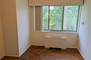 10401 Grosvenor Pl, Rockville, MD 20852 - Photo 21