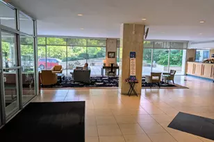 10401 Grosvenor Pl, Rockville, MD 20852 - Photo 11