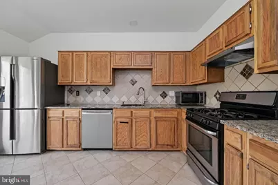 17418 Saint Theresa Drive, Olney, MD 20832 - Photo 9