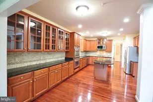 23011 Sycamore Farm Dr, Clarksburg, MD 20871 - Photo 15