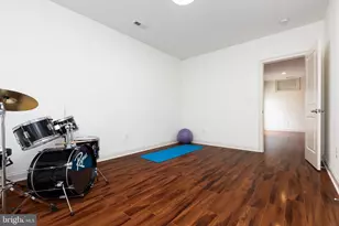 215 N Van Buren St, Rockville, MD 20850 - Photo 133