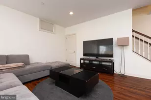 215 N Van Buren St, Rockville, MD 20850 - Photo 127